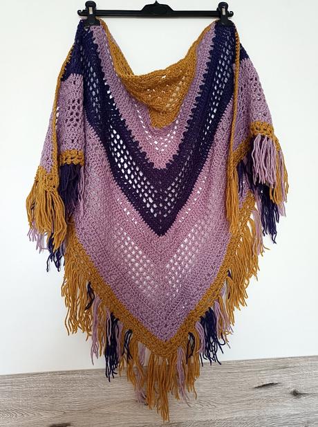 Veľká trojuholník šatka, stradivarius