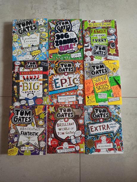 Liz pichon - tom gates pb aj na kusy,