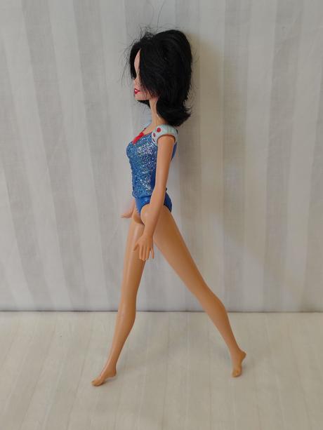 Zberateľská retro bábika snehulienka, mattel cfb77,