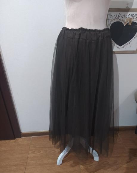 Dlhá tylova sukňa, 