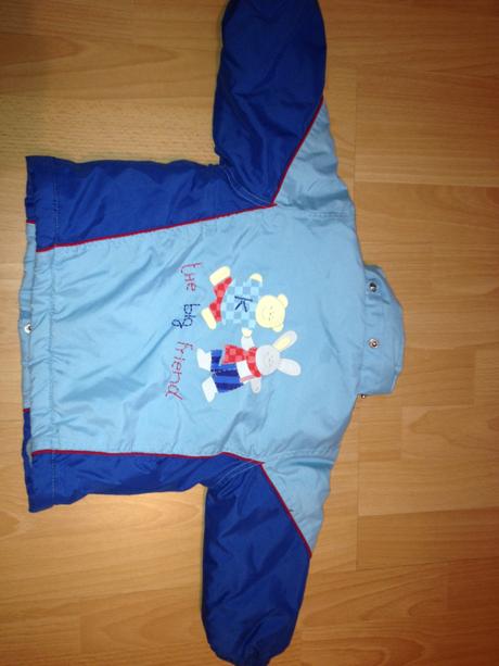 Bledomodra zimna bunda, 74