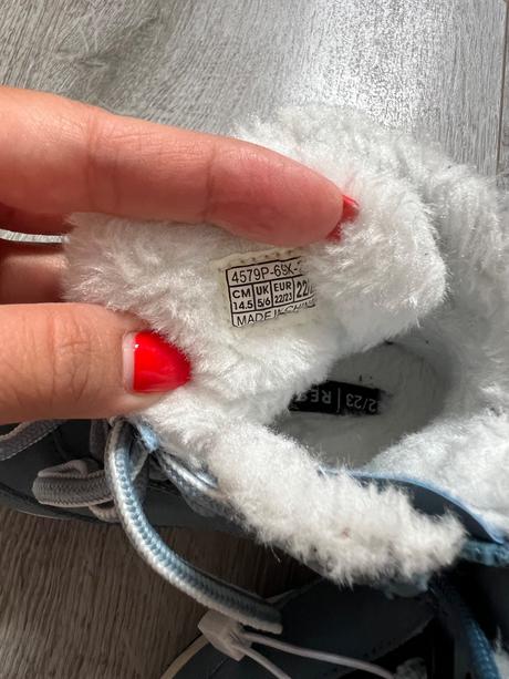 Zateplene topanky, reserved,22