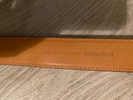 Dámsky opasok z pitóna, 