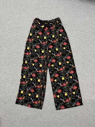 Letné nohavice, 152