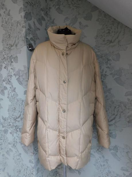 Luxusna zimna perova bunda, 46