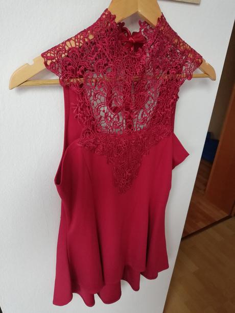 Červený top l/40, gate,l