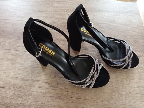 Krásne sandálky, 36