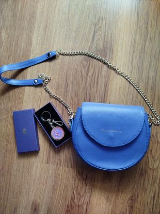 Modra kabelka s príveskom dajana rodriguez, dajana rodriguez