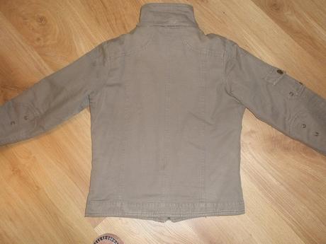 Prechodná bundička, 152