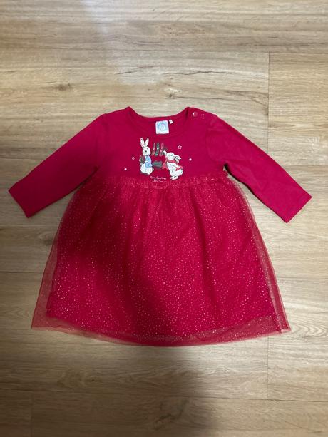 Vianočné šaty, 80