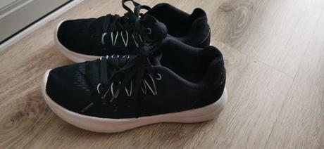 Kvalitne znackove fabric tenisky vel. 36,5, 36