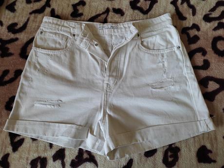 Biele riflove shortky stradivarius, malo nosene, stradivarius,40