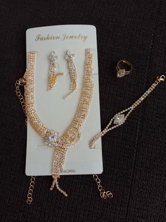 Sada šperkov, nepoužitá, 