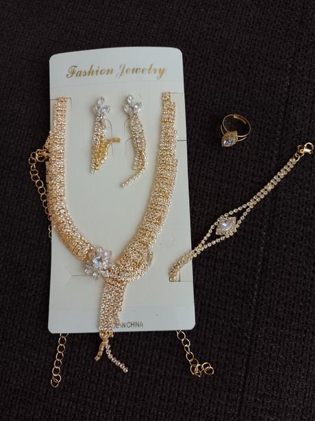 Sada šperkov, nepoužitá, 