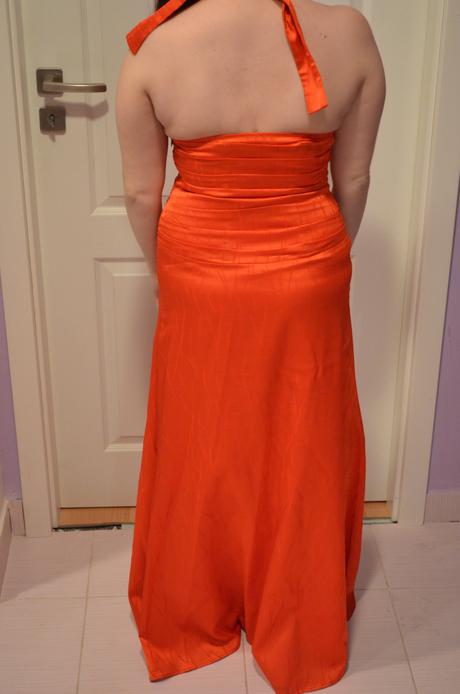 Dlhé červené šaty, s