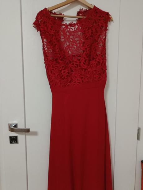 Spoločenské šaty, 44