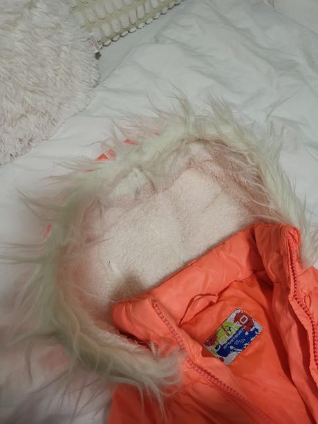 Dievcenska bunda lewro, lewro,128