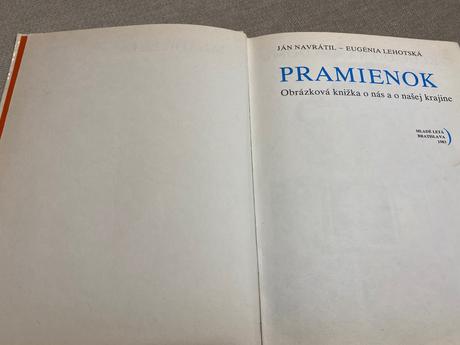 Krásna stará retro kniha kniha pramienok 1983,