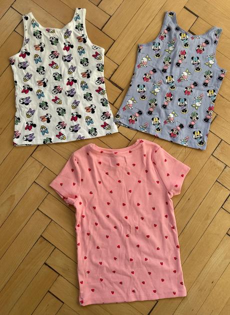 2 babské tielka eu104 za 2eur plus zadarmo tričko, disney,104