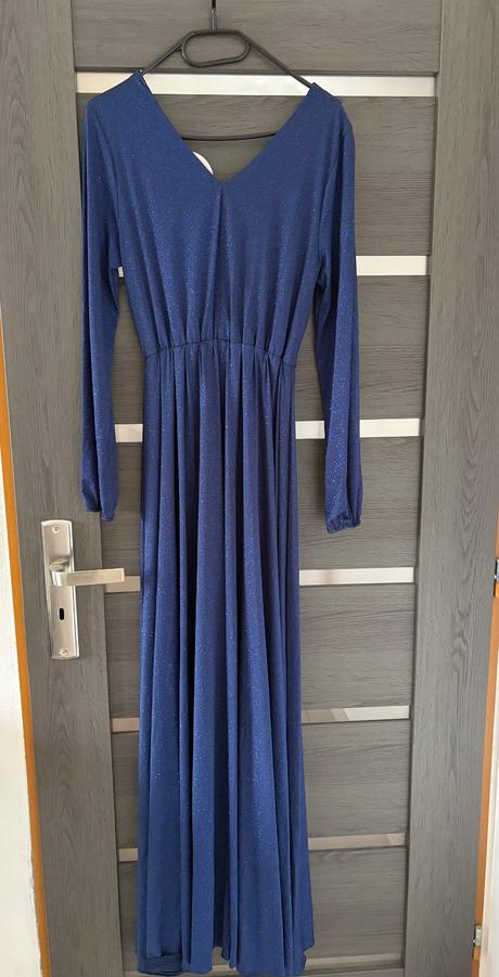 Tmavomodré šaty s trblietkami v xl aj xxl, l