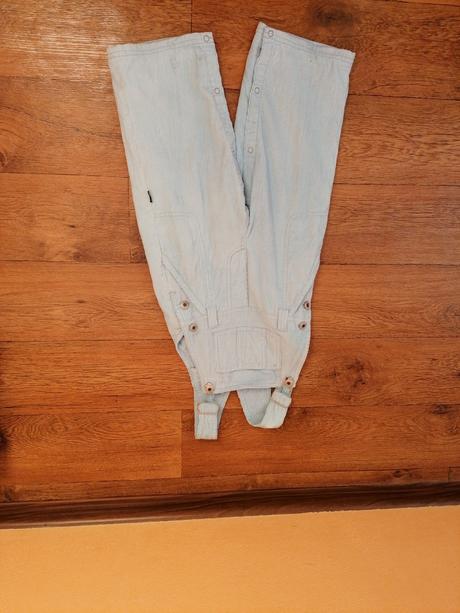 Chlapec nohavice, 86