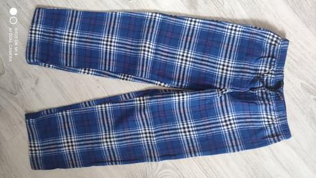 Pyžamkove nohavice 110/116, lupilu,110