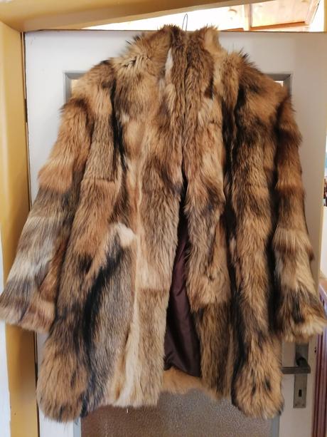 Dámsky kožuch, 46