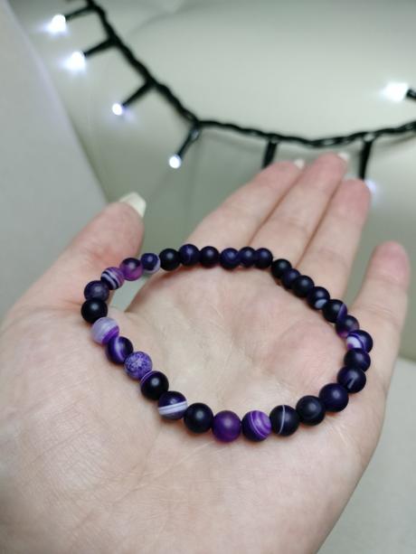 Handmade náramok z achát fialový matný, 