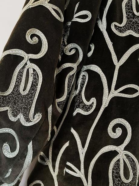 Luxusný zamatový kabát, l