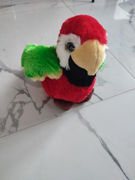 Plyšový papagáj, 