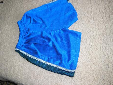 1239. krátke nohavice, 146