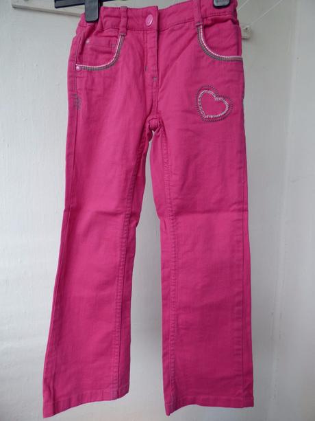 Ružové nohavice, c&a,122