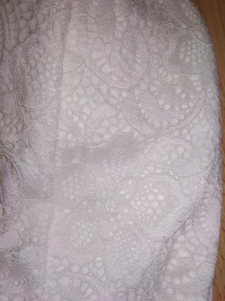 Spoločenské čipkové šaty, s