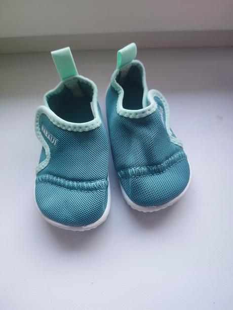 Topánky do vody, 20