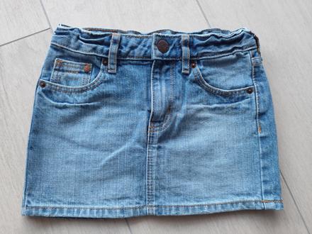 Predám dievcensku riflovu sukňu, 104
