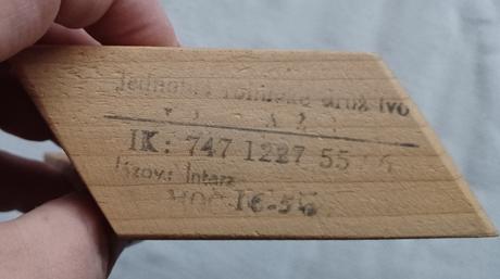 Veĺmi starý suvenír  lúčky, 