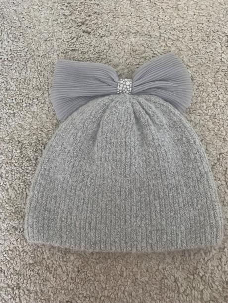 Čiapka, river island,116