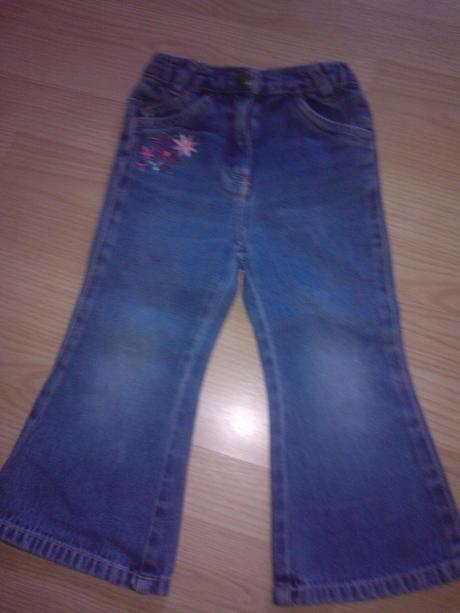 Riflicky s kvietockom , palomino,92