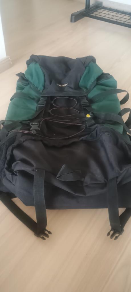 Turistický batoh husky 70 l., 