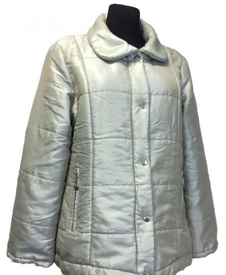 Svetlo šedá bunda na zimu, l