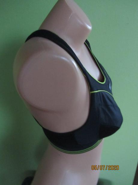 Sportova podprsenka, s