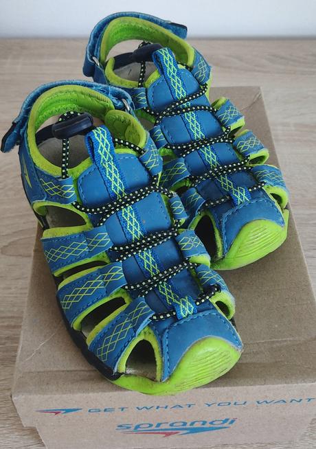 Sandále, sprandi,28