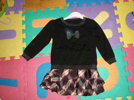 Suknicka so svetrikom, primark,92