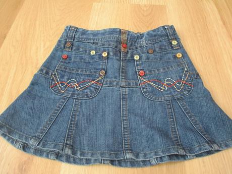 Pekná sukienka., 98