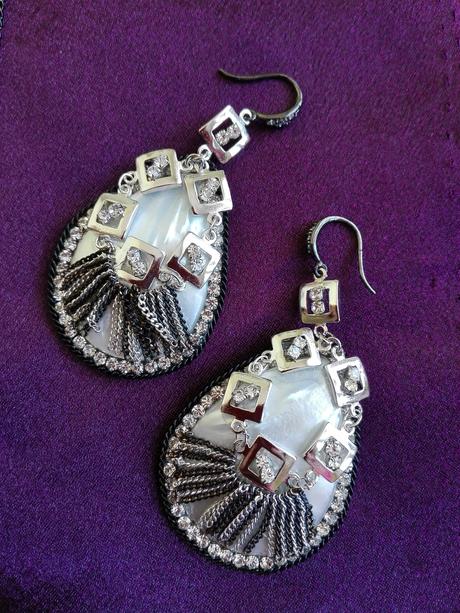 Krásny set z pravej perlete, 