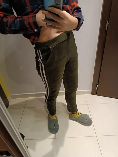 Damske velurove zateplene teplaky, l