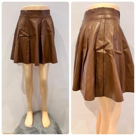 Dámska koženková sukňa, m