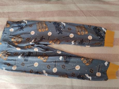H.potter pyžamo 98/104, h&m,98