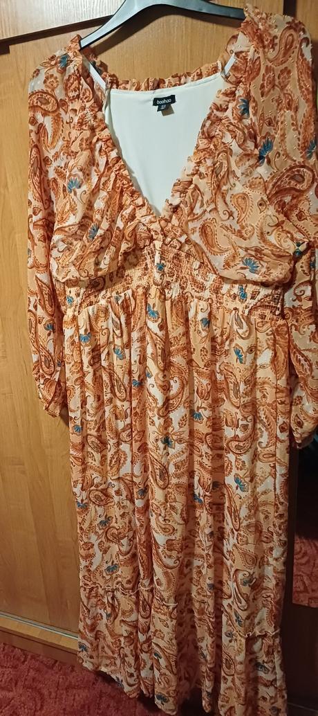 Damske šaty boohoo xxl, xxxl