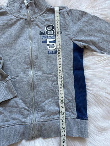 Mikina tenšia 122, 122